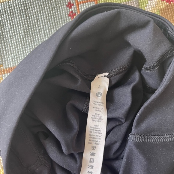 Lululemon Base Pace High-Rise Crop Black Leggings - Picture 5 of 5